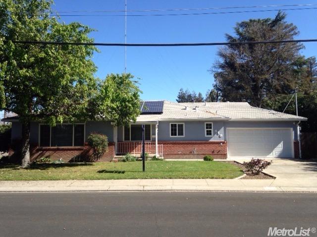 418 Vera Ave, Ripon, CA 95366 photo 1