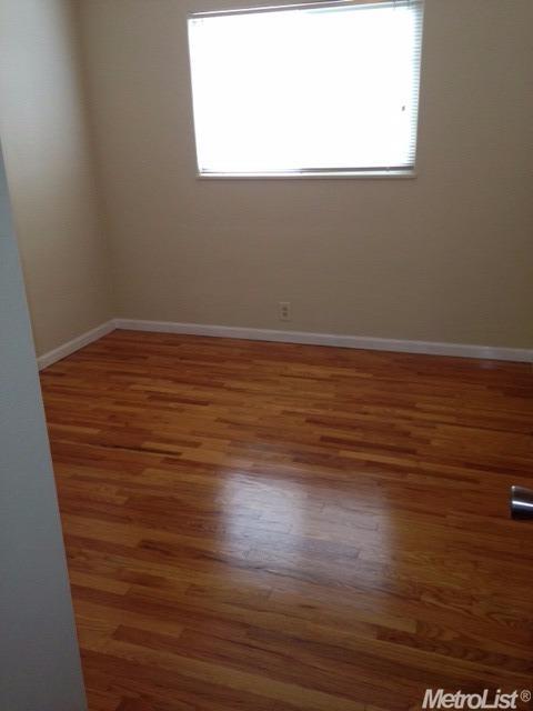418 Vera Ave, Ripon, CA 95366 photo 8