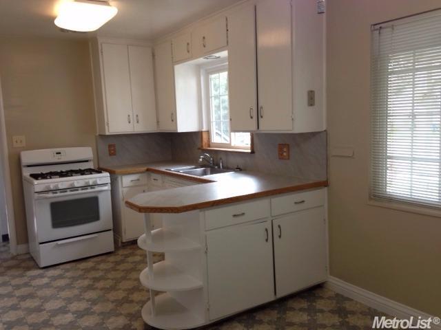 418 Vera Ave, Ripon, CA 95366 photo 5