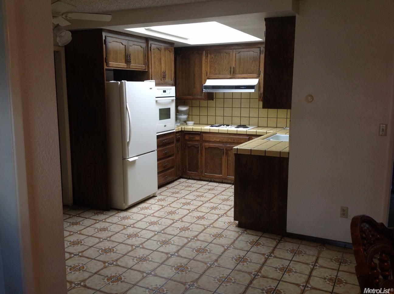 1916 N Kruger Dr, Modesto, CA 95355 photo 5
