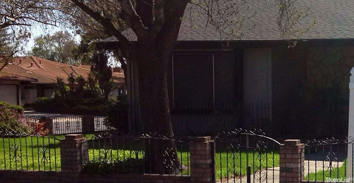 1916 N Kruger Dr, Modesto, CA 95355 photo 2