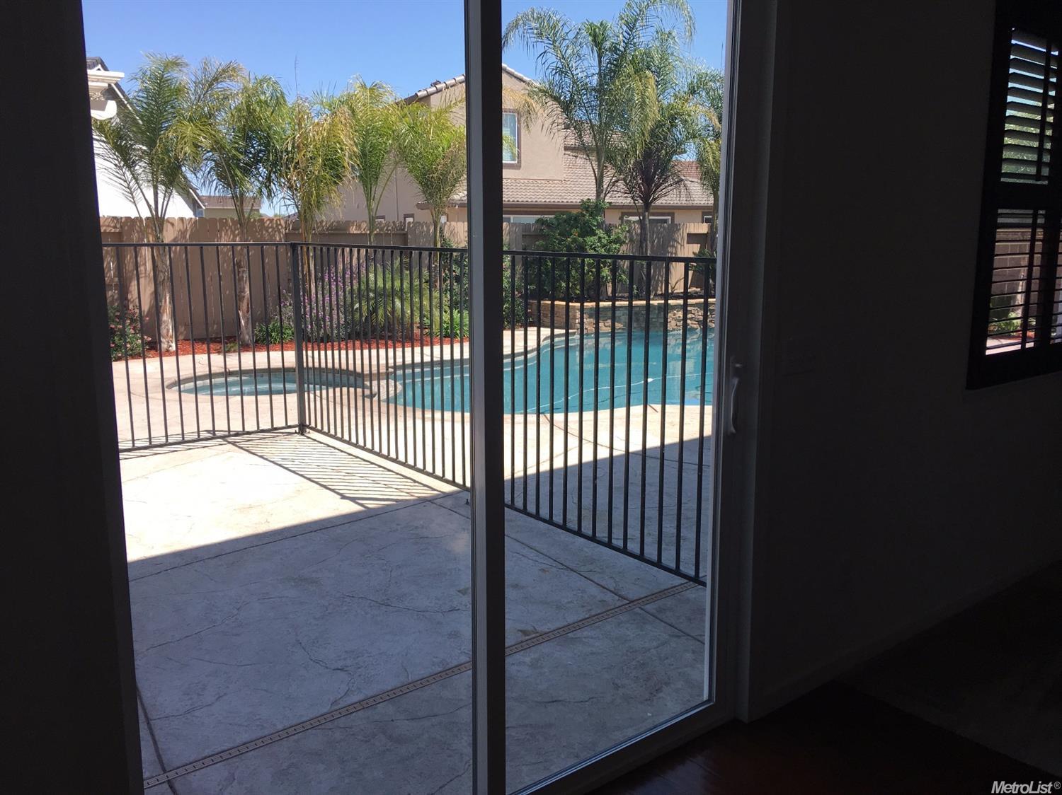 693 Jesse Martinez Dr, Tracy, CA 95304 photo 10