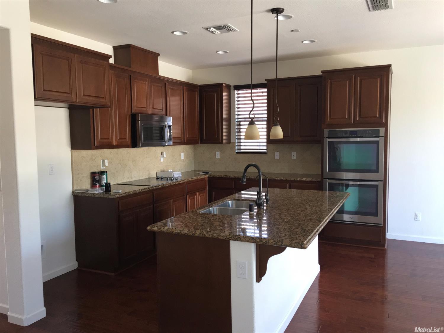 693 Jesse Martinez Dr, Tracy, CA 95304 photo 7