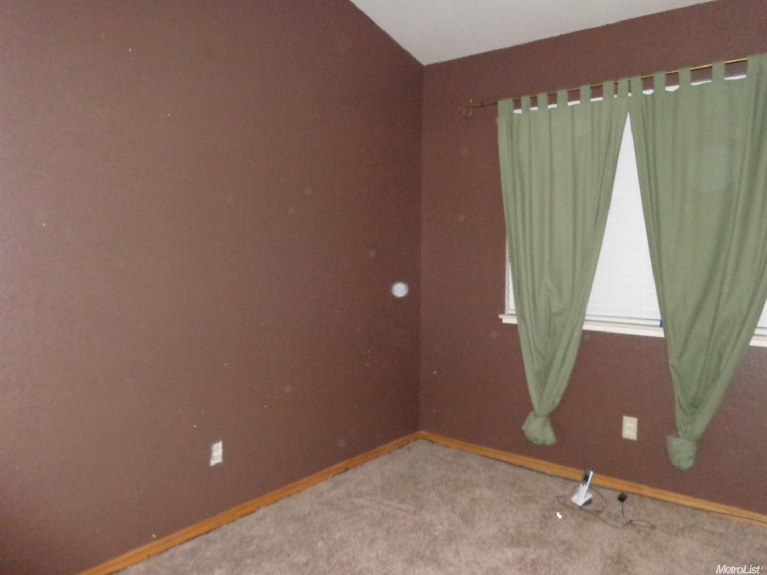 817 Salina Dr, Modesto, CA 95357 photo 9