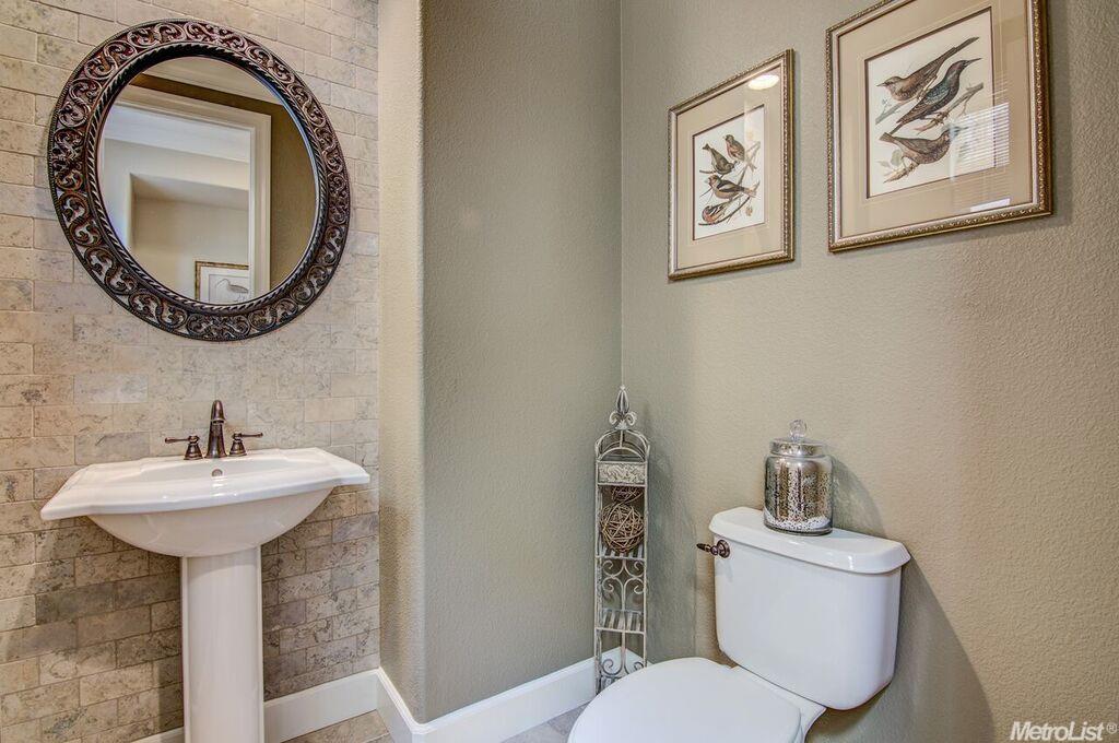 2116 Broken Rail Ln, Rocklin, CA 95765 photo 4
