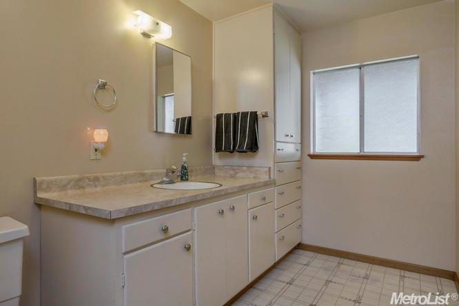 6830 Oak Ave, Folsom, CA 95630 photo 20