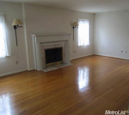 120 S Crescent Ave, Lodi, CA 95240 photo 2