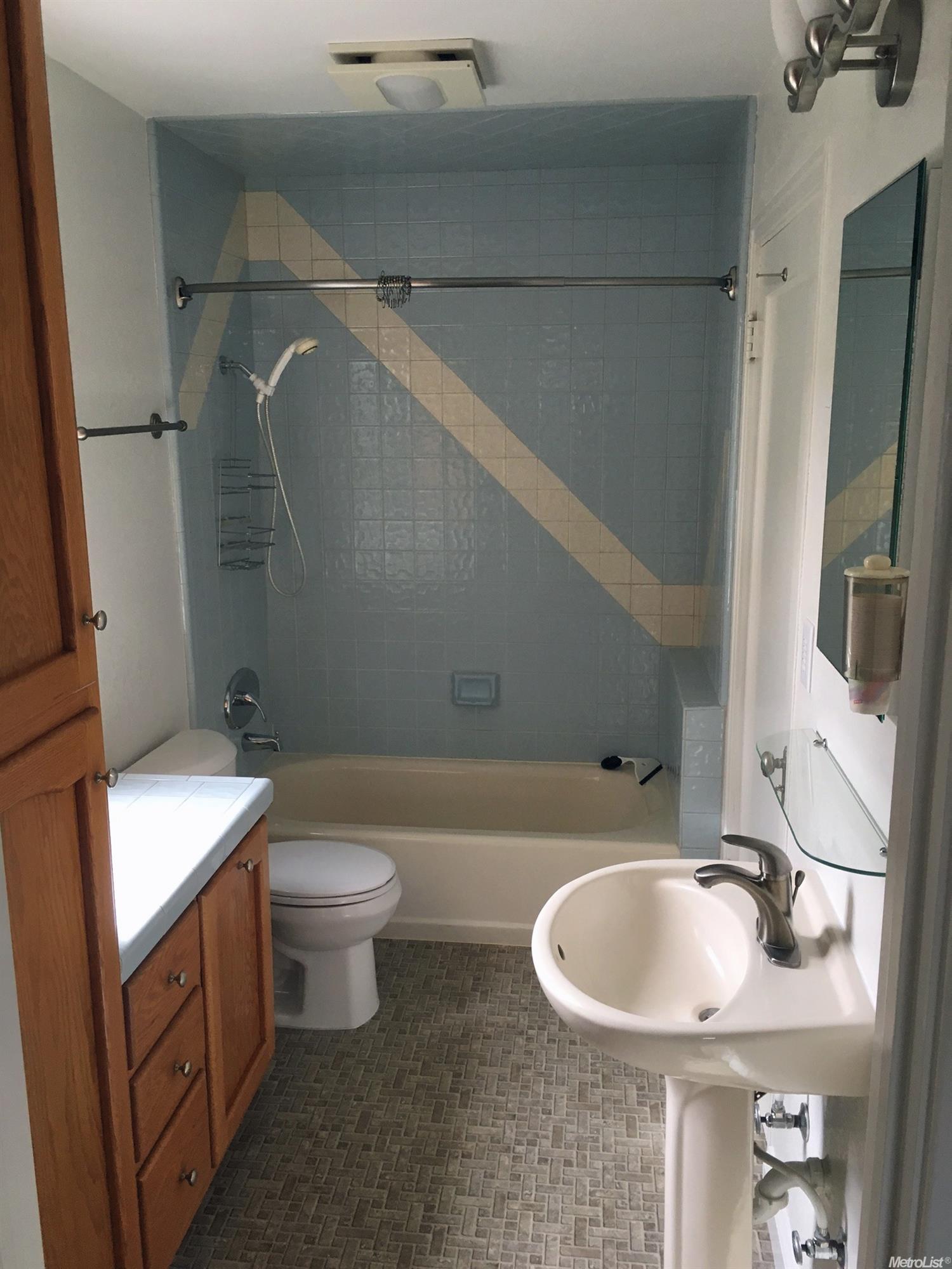 120 S Crescent Ave, Lodi, CA 95240 photo 9