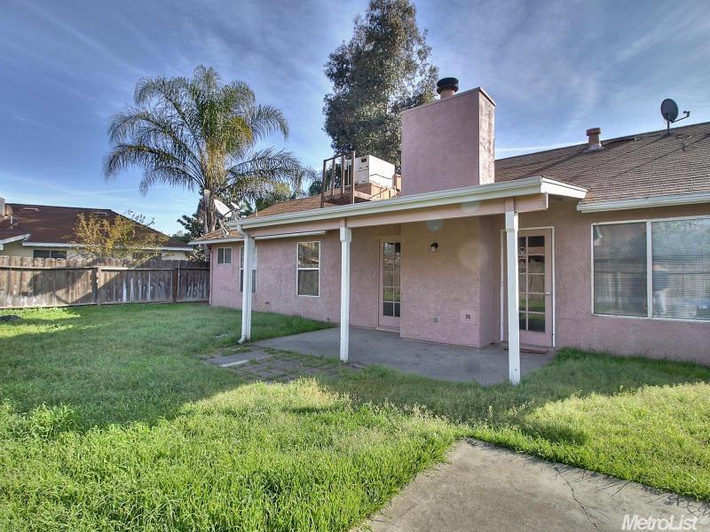 425 Mancini Way, Modesto, CA 95351 photo 11