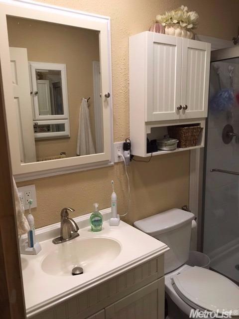 7108 Bobby St, Orangevale, CA 95662 photo 10