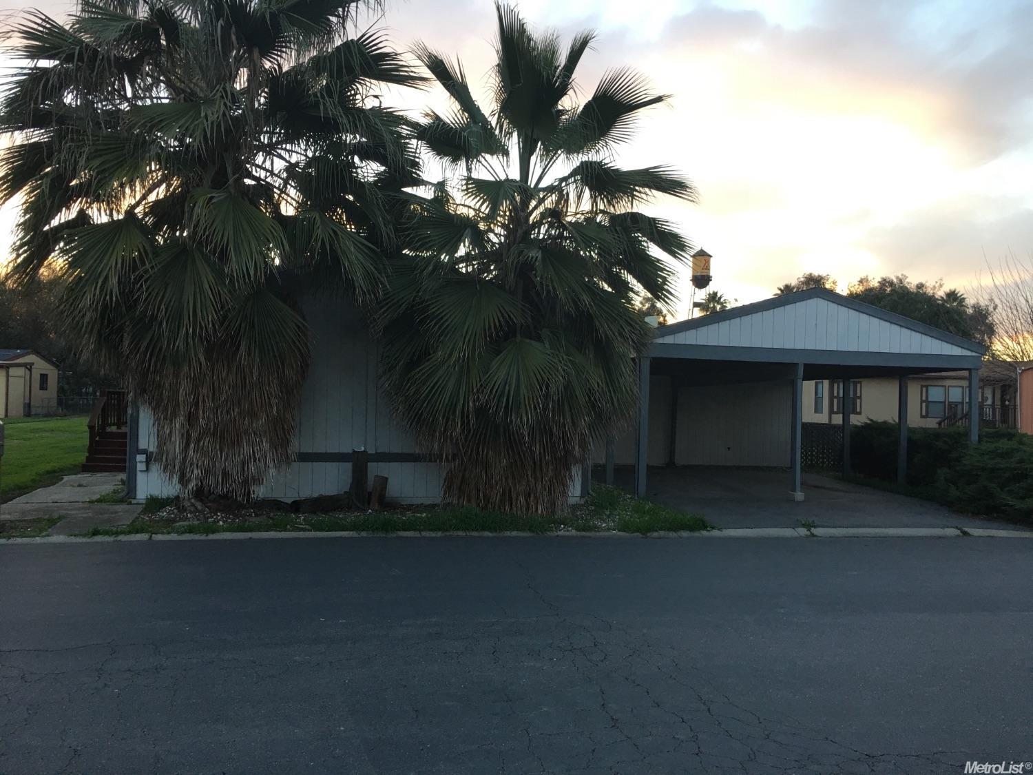1 Softwind Dr, Lodi, CA 95242 photo 1