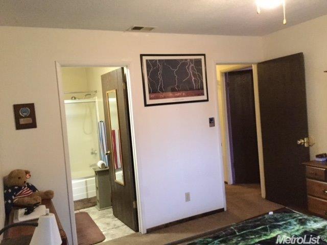 1296 Spruce Ln #3, Manteca, CA 95336 photo 10
