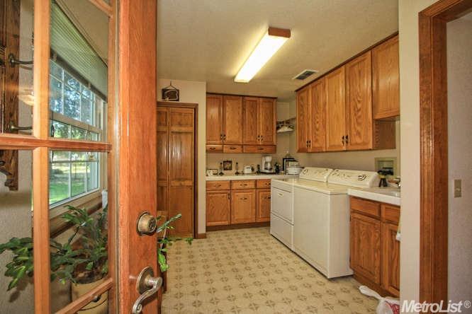 4820 Cypress Ave, Carmichael, CA 95608 photo 17