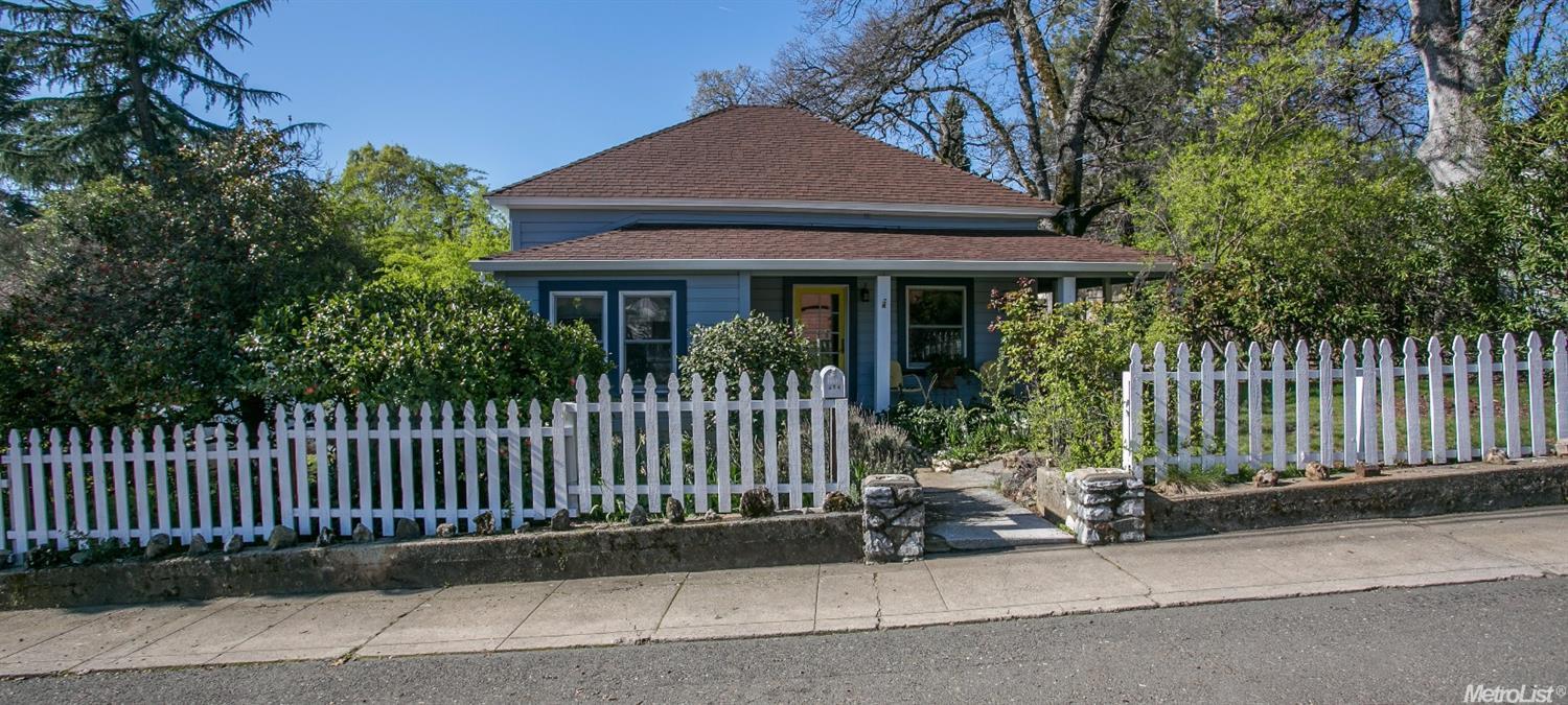 594 Canal St, Placerville, CA 95667 photo 1