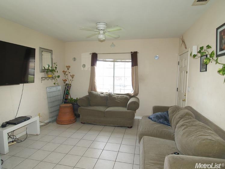 122 Nellie Ave, Modesto, CA 95350 photo 4