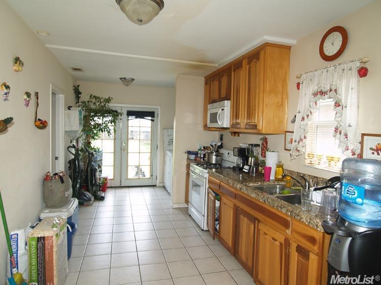 122 Nellie Ave, Modesto, CA 95350 photo 8