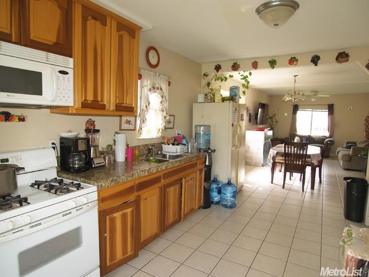 122 Nellie Ave, Modesto, CA 95350 photo 9
