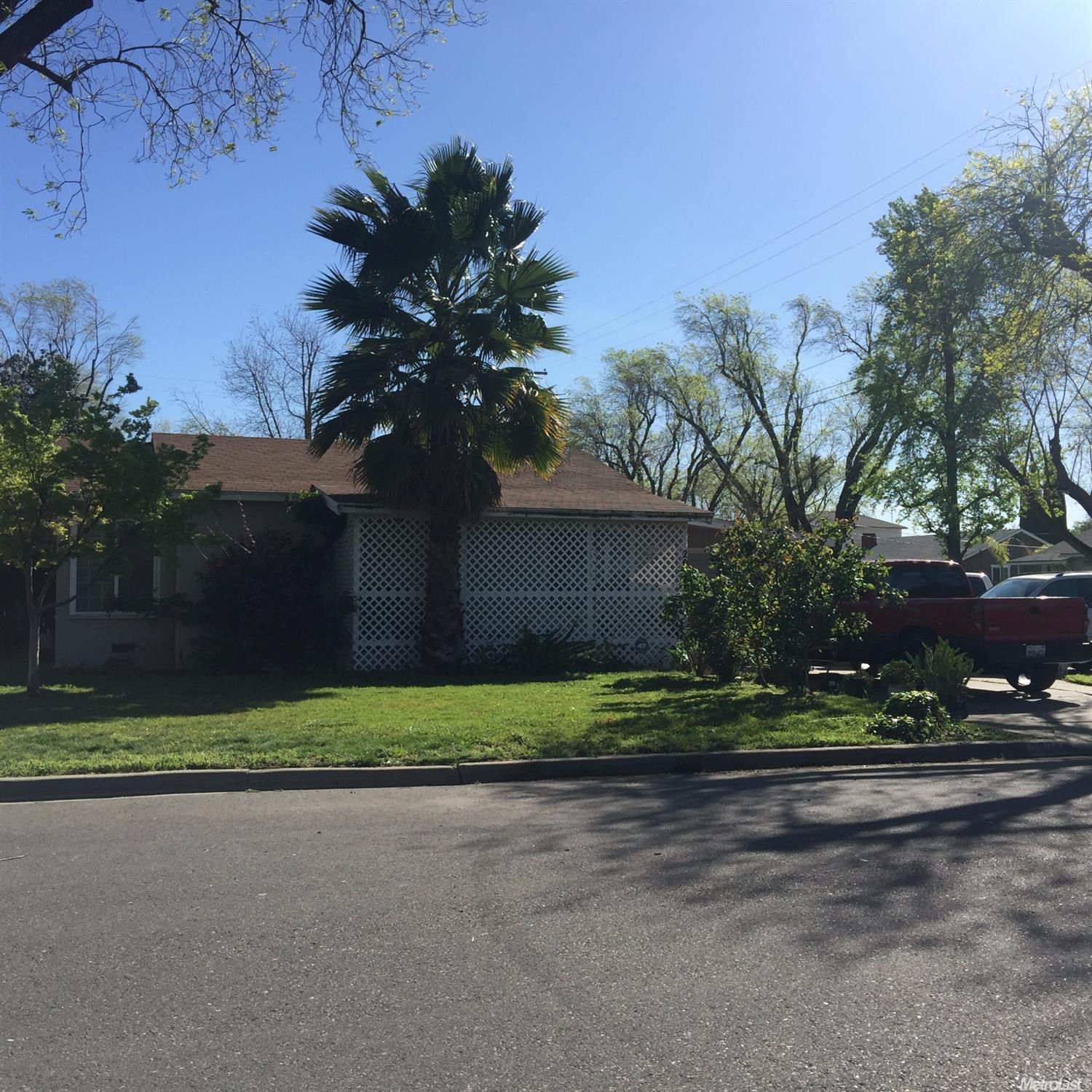 2024 Viola St, Modesto, CA 95354 photo 1