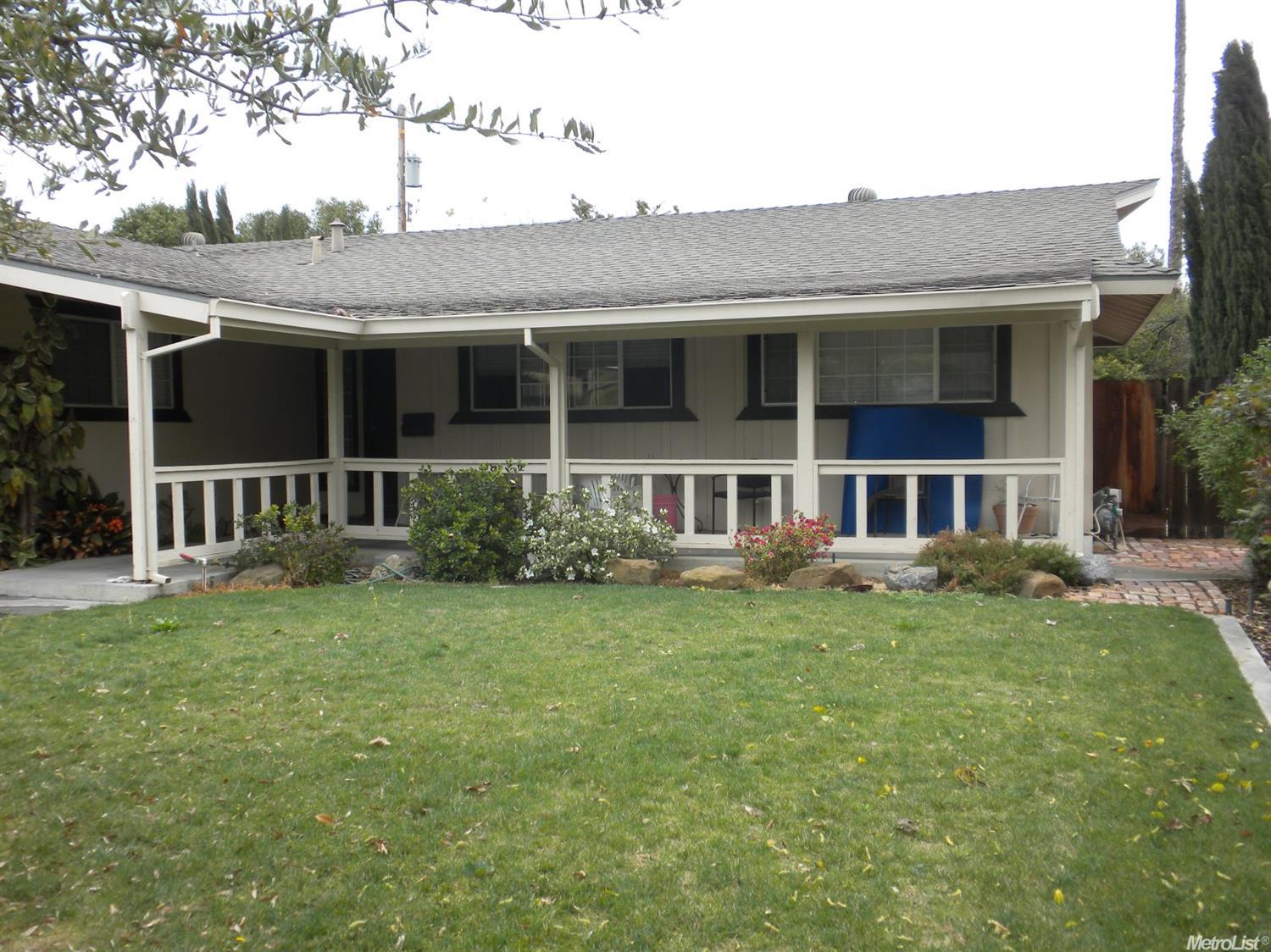 2950 Balboa Dr, Tracy, CA 95376 photo 2