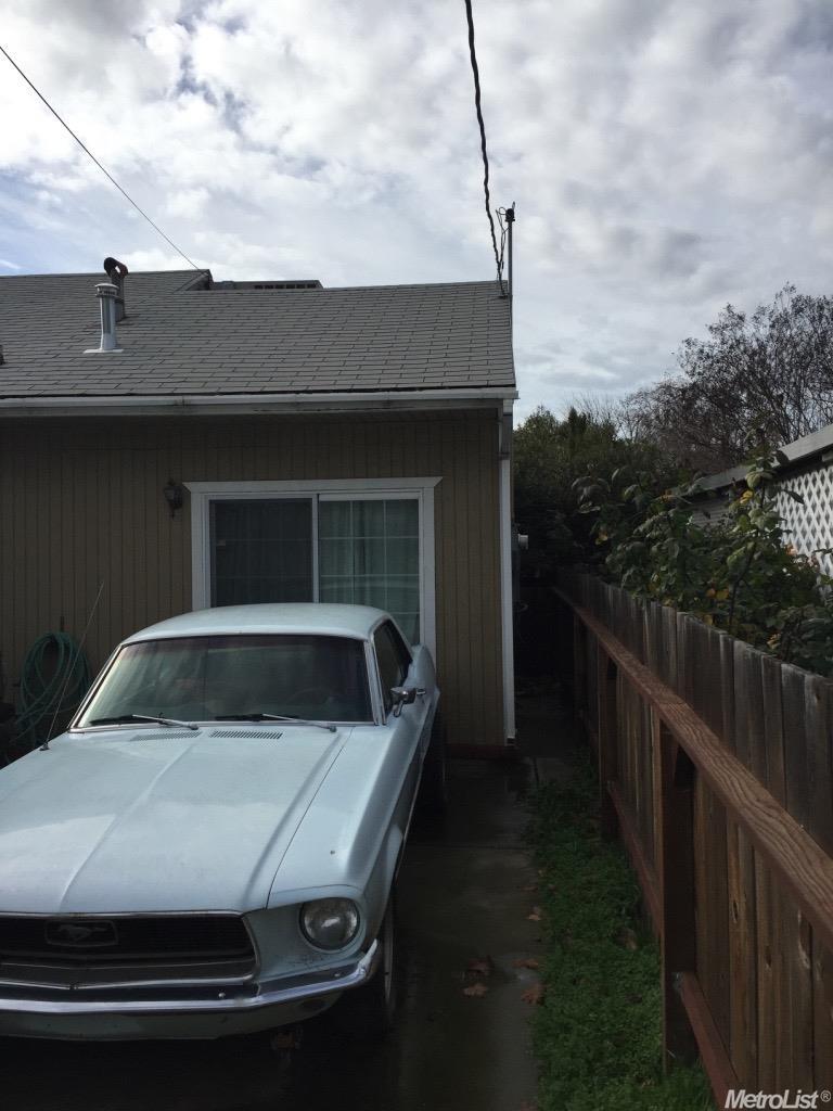 1619 Mitchell Ave, Escalon, CA 95320 photo 4