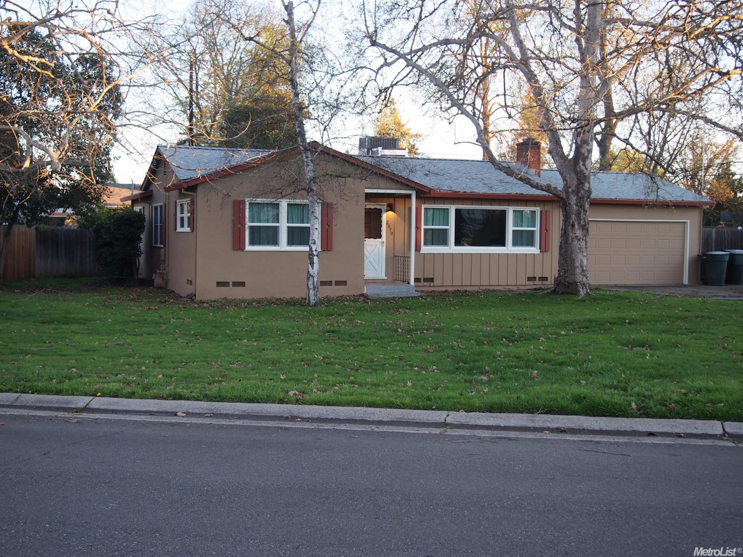 2670 Foothill Dr, Carmichael, CA 95608 photo 1