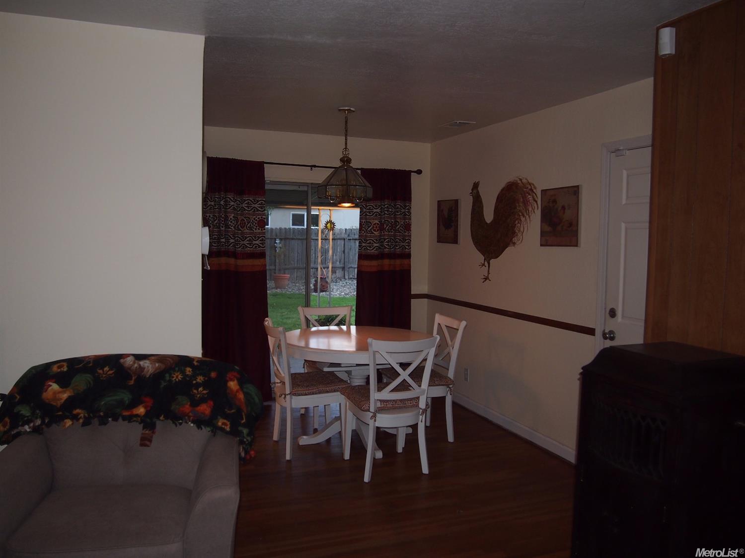 2670 Foothill Dr, Carmichael, CA 95608 photo 6
