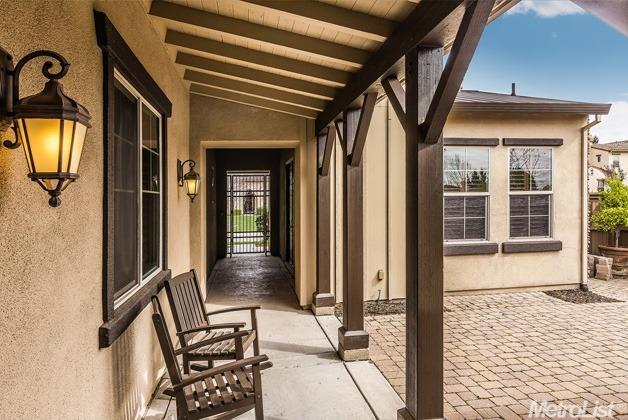 901 Jack Rabbit Ct, Rocklin, CA 95765 photo 4