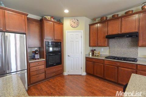 1510 Maple Valley St, Manteca, CA 95336 photo 8