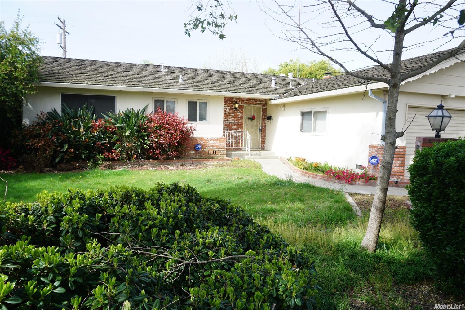 315 Los Cedros Way, Modesto, CA 95351 photo 1