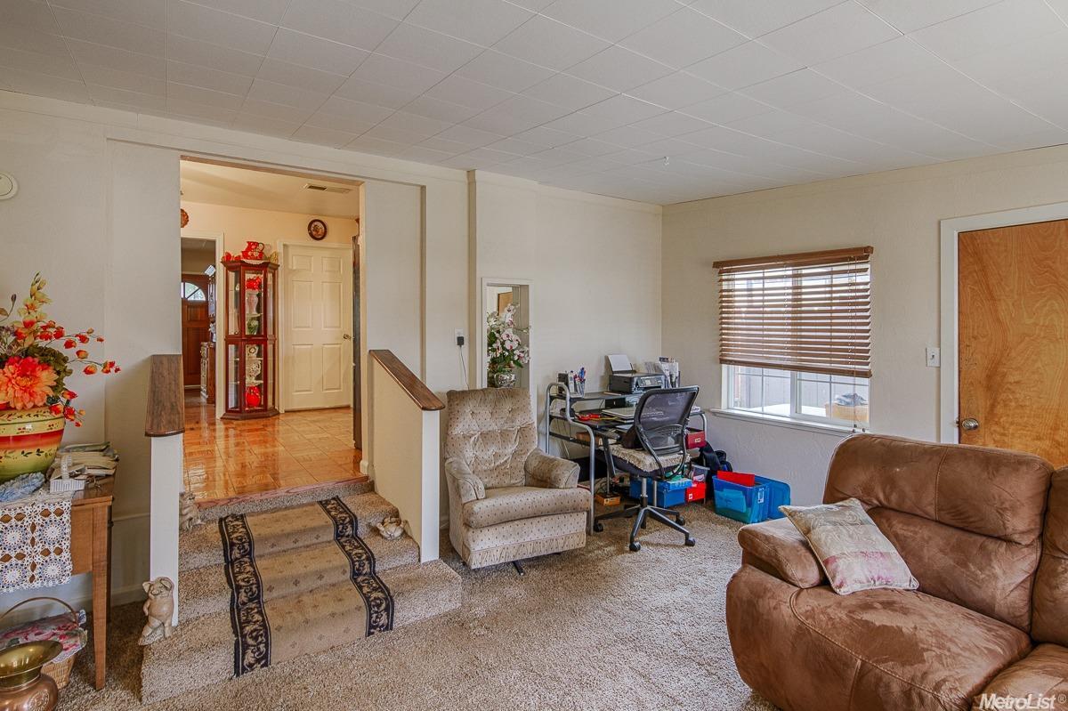 320 N Powers Ave, Manteca, CA 95336 photo 15