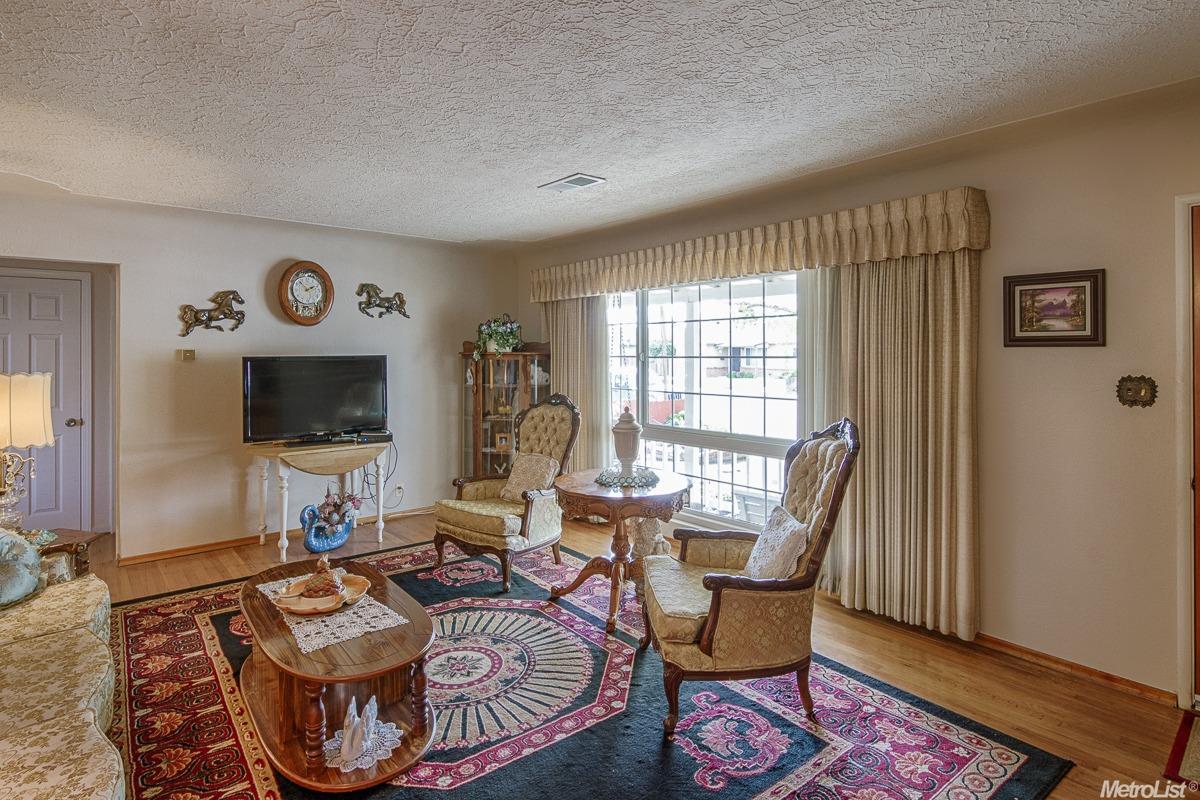 320 N Powers Ave, Manteca, CA 95336 photo 7