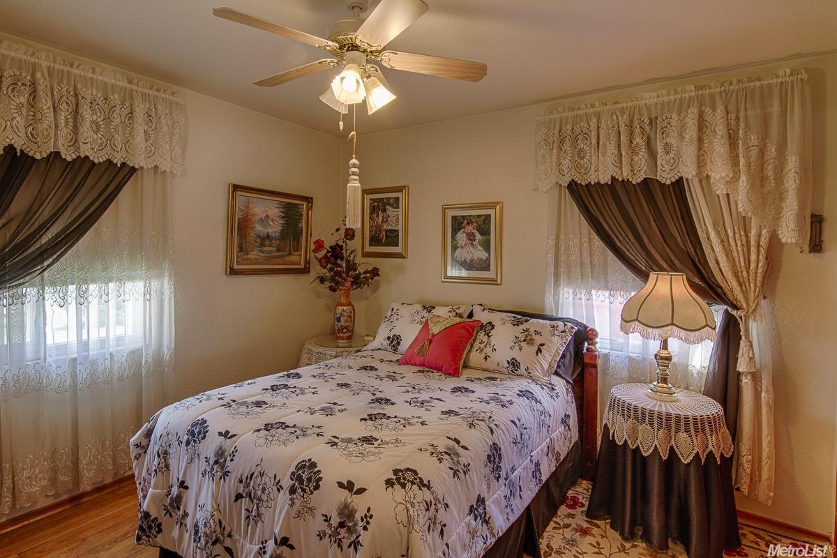 320 N Powers Ave, Manteca, CA 95336 photo 18