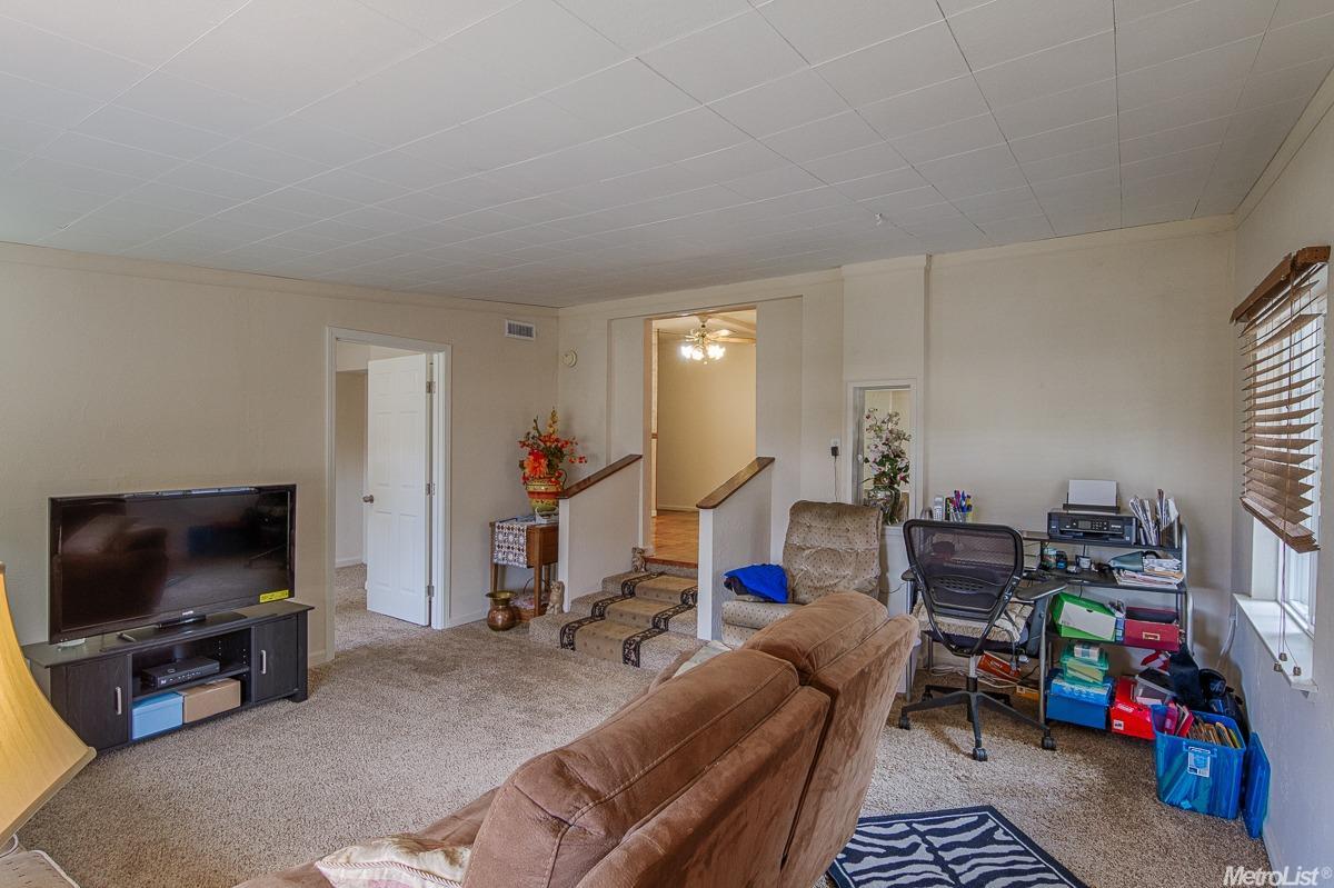 320 N Powers Ave, Manteca, CA 95336 photo 14