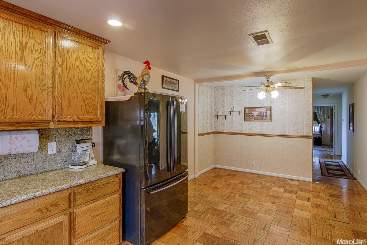 320 N Powers Ave, Manteca, CA 95336 photo 13