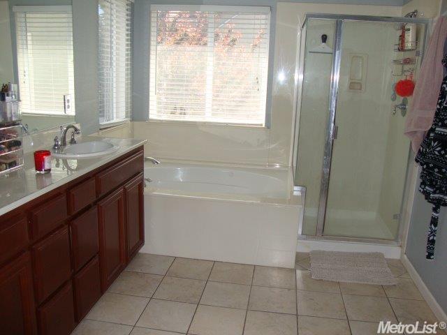 2020 White Fall Ct, Ceres, CA 95307 photo 11