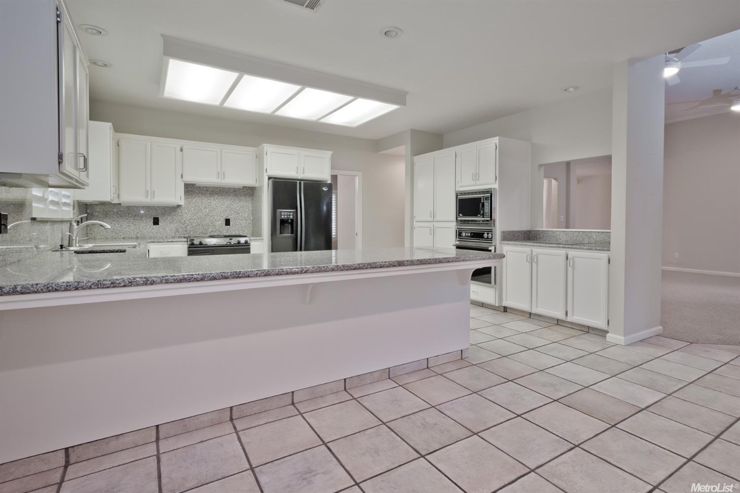 2352 Grenoble Dr, Lodi, CA 95242 photo 13