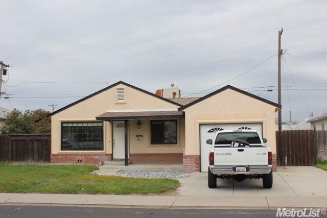635 Martha St, Manteca, CA 95337 photo 1