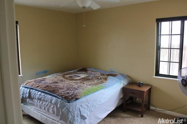 635 Martha St, Manteca, CA 95337 photo 8