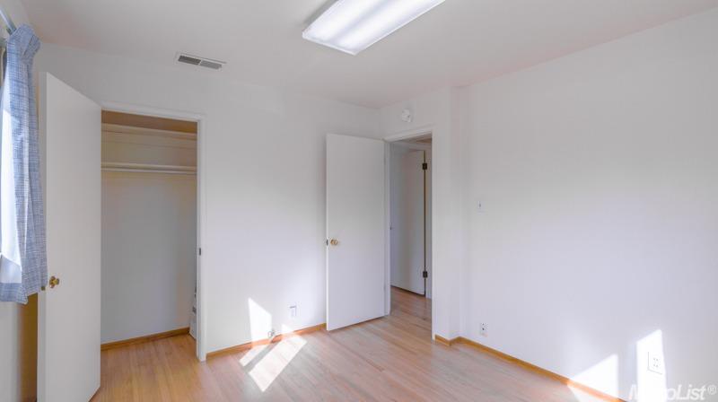 6643 Oakcrest Ave, Carmichael, CA 95608 photo 18