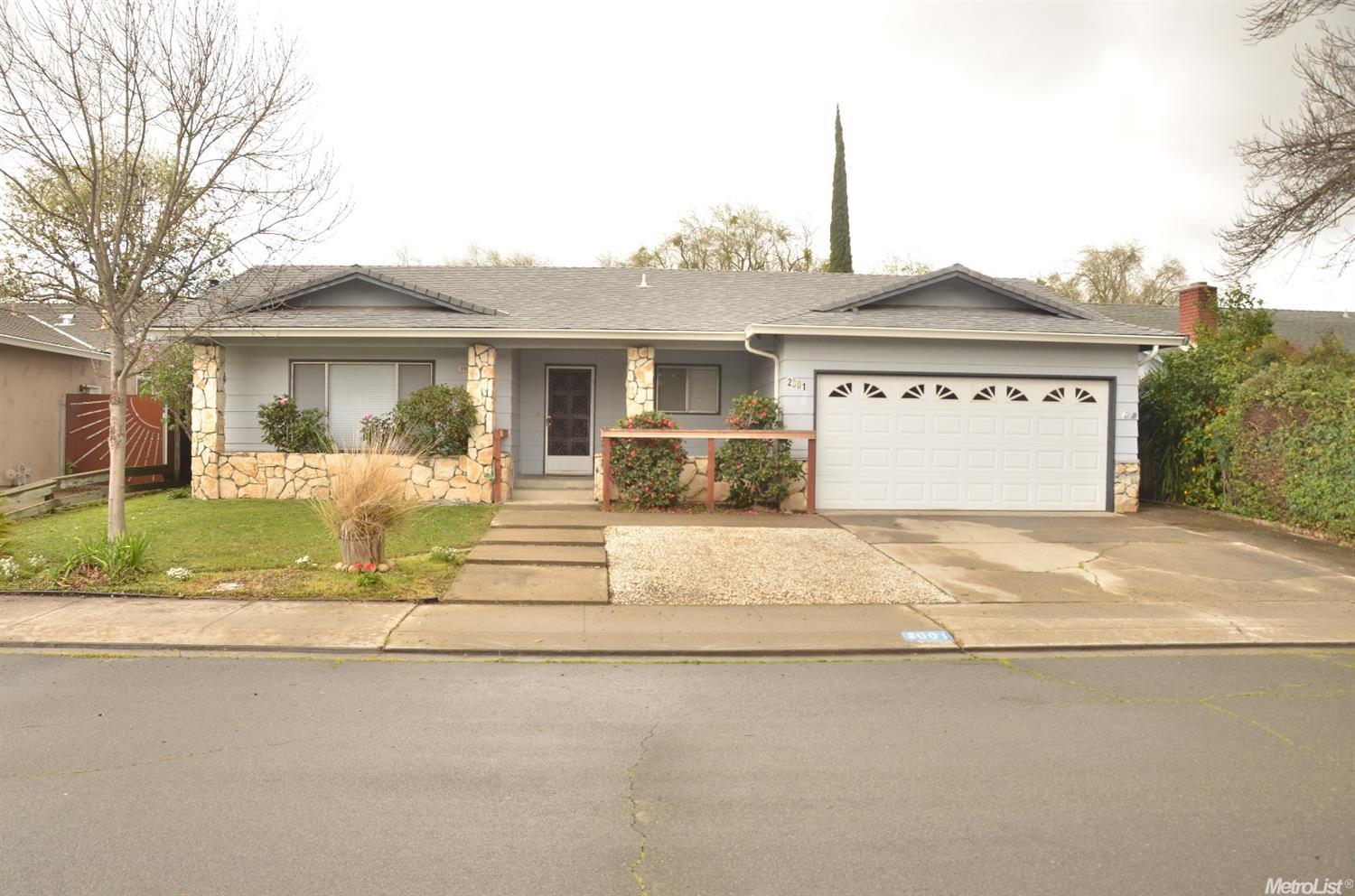 2001 Monte Verde Ct, Modesto, CA 95350 photo 1