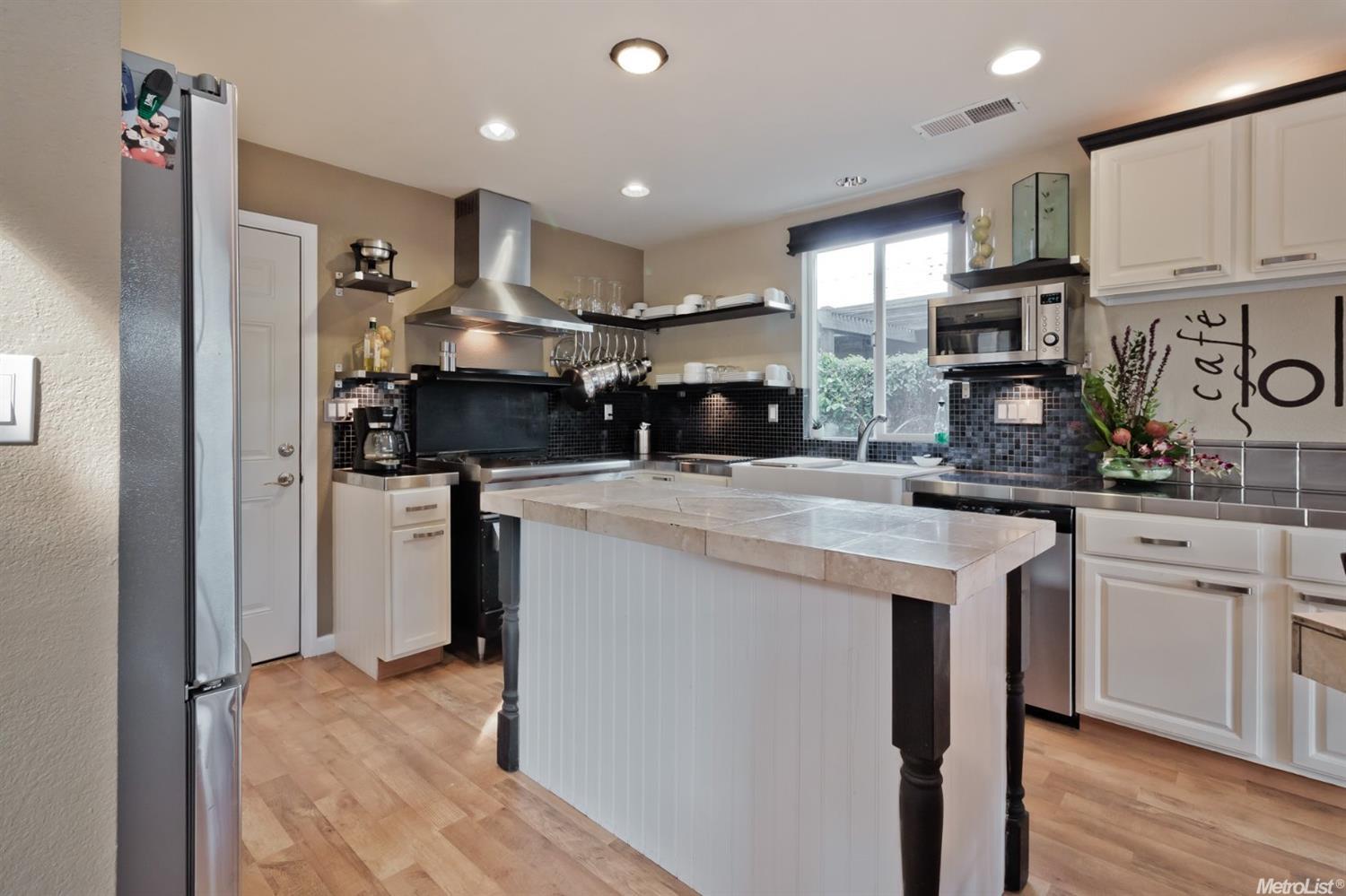 1812 Blueridge Ct, Modesto, CA 95351 photo 9