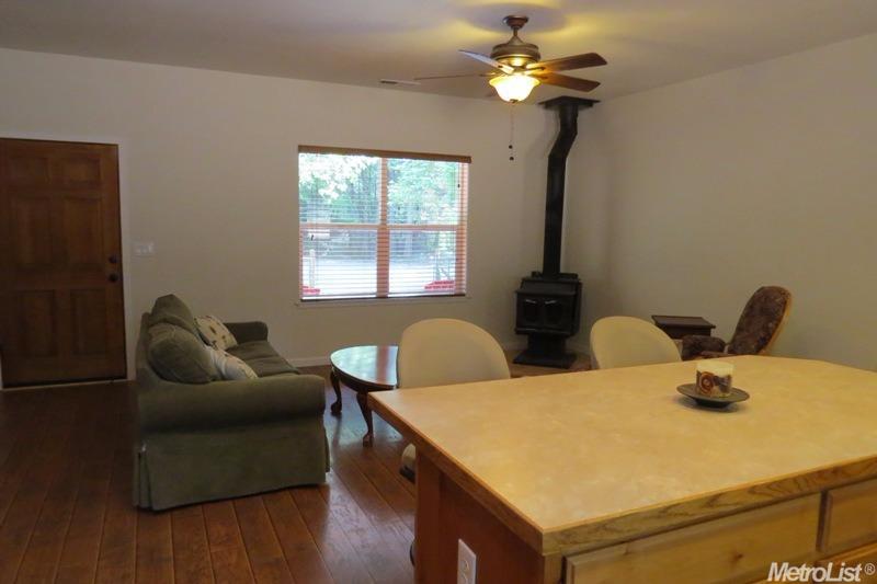3721 Shoemaker Rd, Georgetown, CA 95634 photo 6
