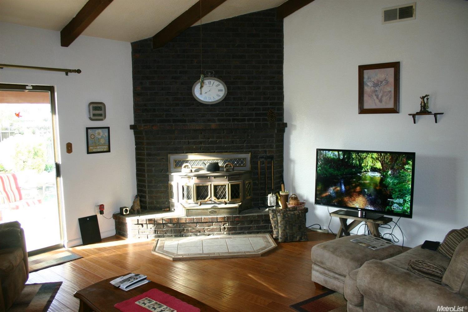 2008 Nadine Ave, Modesto, CA 95351 photo 3