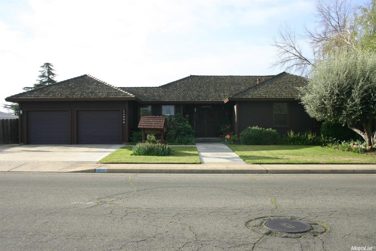 2008 Nadine Ave, Modesto, CA 95351 photo 1