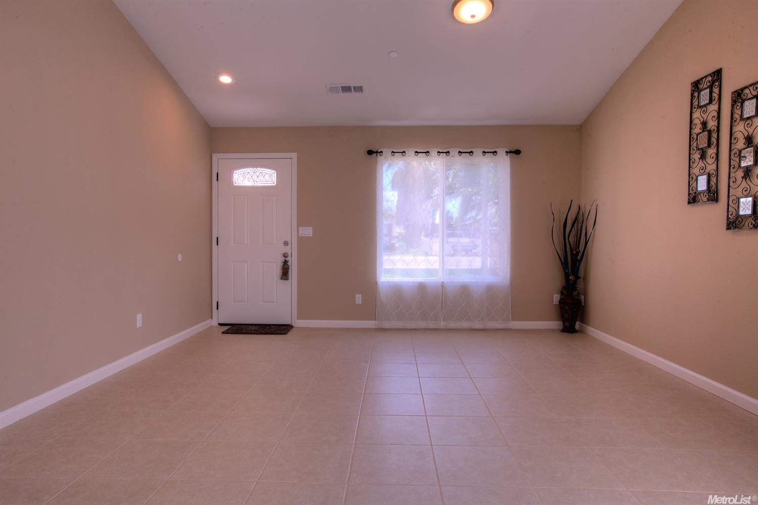 1323 Santa Fe Ave, Modesto, CA 95351 photo 5