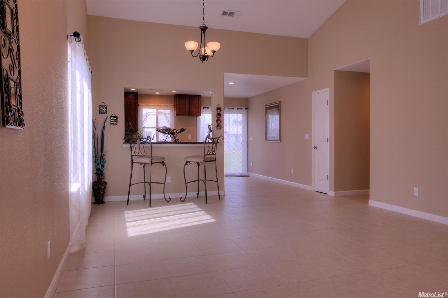 1323 Santa Fe Ave, Modesto, CA 95351 photo 3