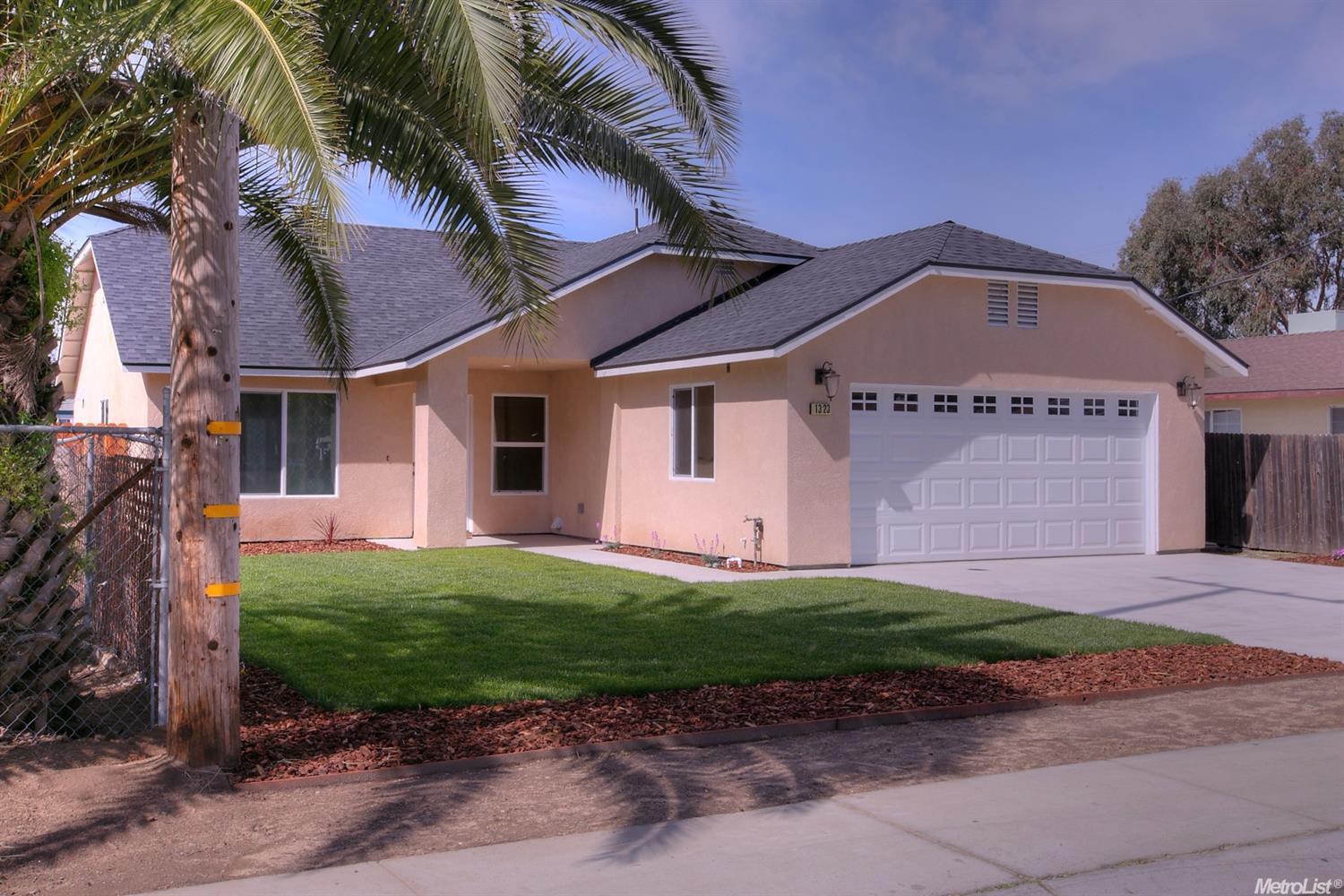 1323 Santa Fe Ave, Modesto, CA 95351 photo 2