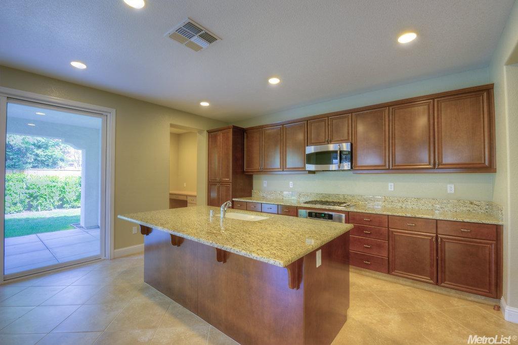 3713 Banyan Tree Ct, Modesto, CA 95355 photo 12