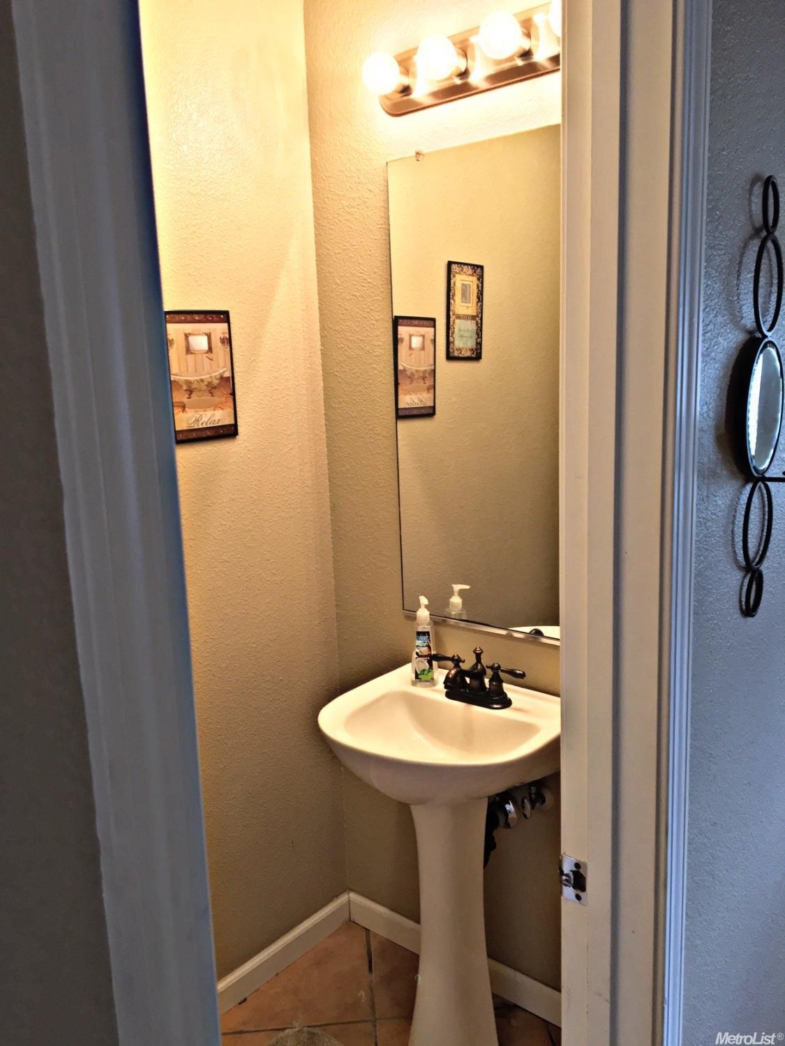 1176 Highlands Park Dr, Ceres, CA 95307 photo 7