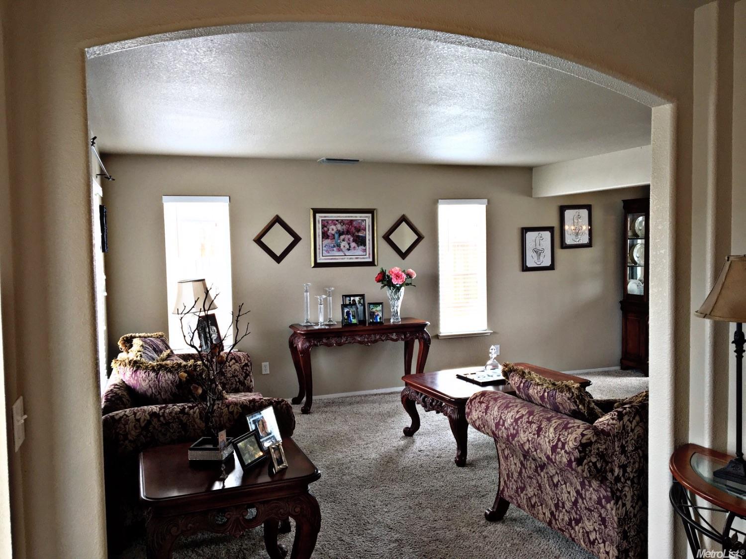 1176 Highlands Park Dr, Ceres, CA 95307 photo 4